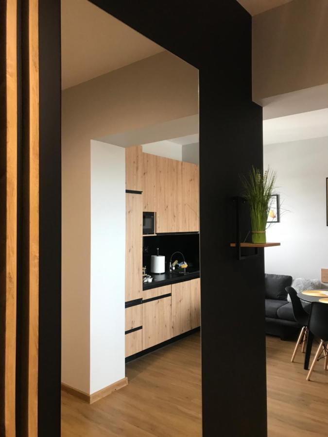 Apartament No82 Yellow Holiday Home Zator Bagian luar foto